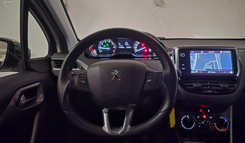 
								Peugeot 2008 1,2 VTi, Style, Servisna, Prvi vl., Top stanje, Jamstvo! full									