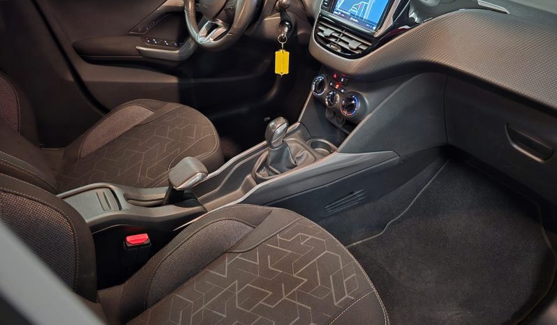 
								Peugeot 2008 1,2 VTi, Style, Servisna, Prvi vl., Top stanje, Jamstvo! full									