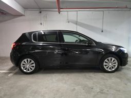 
										Peugeot 308 1,2 e-THP Allure 130 KS, Prvi vl., Servisna, Jamstvo! full									