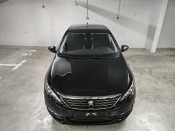 
										Peugeot 308 1,2 e-THP Allure 130 KS, Prvi vl., Servisna, Jamstvo! full									