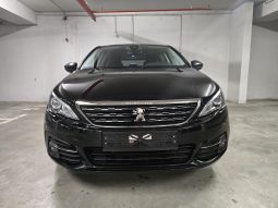 
										Peugeot 308 1,2 e-THP Allure 130 KS, Prvi vl., Servisna, Jamstvo! full									